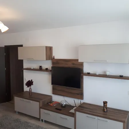 Apartament Alexandra Apartment